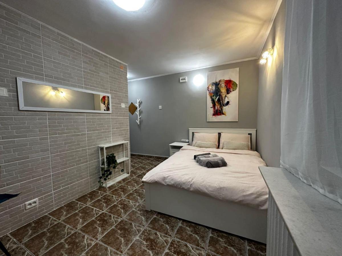 One Room Apartment Decebal Bukareszt Zewnętrze zdjęcie